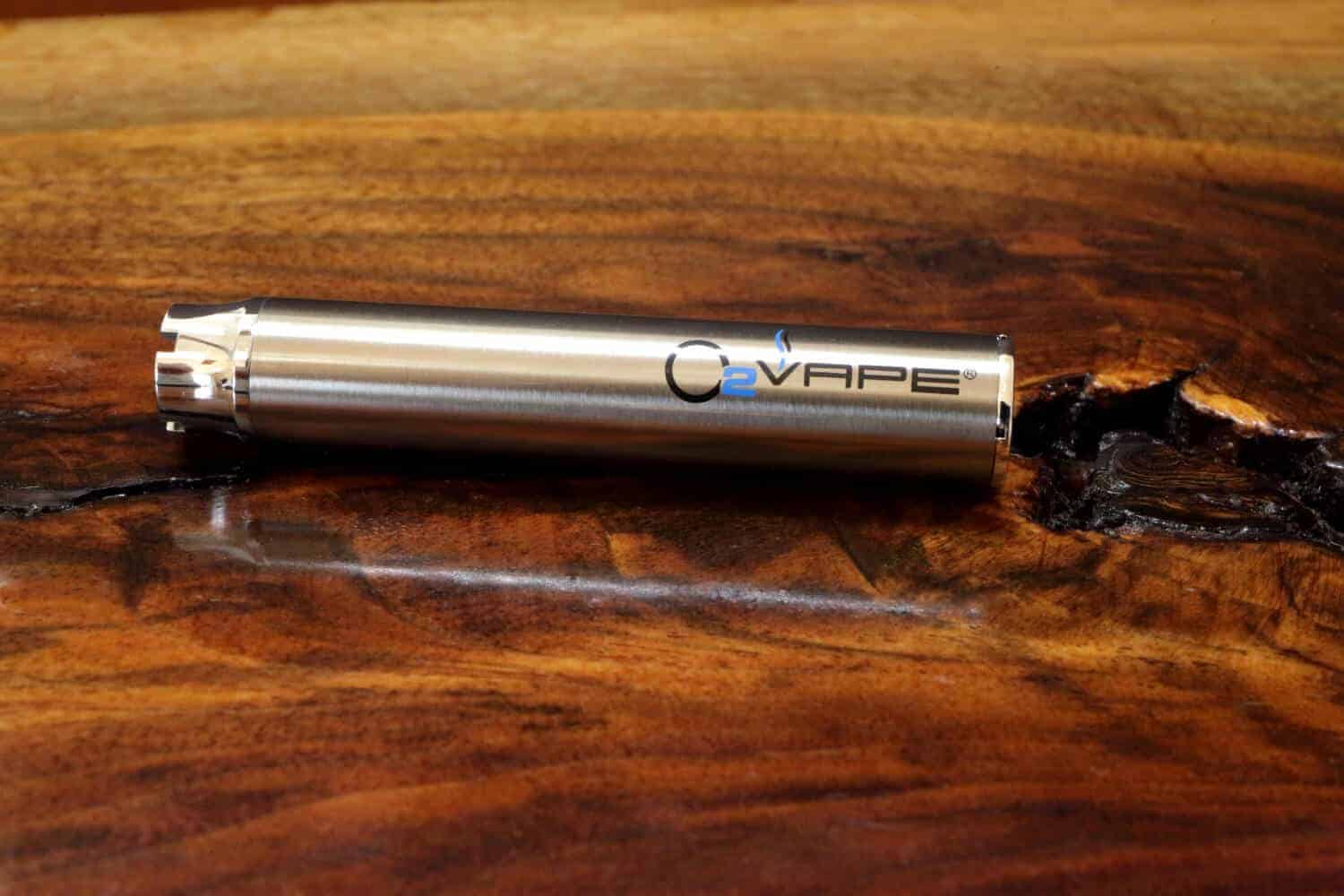 O2Vape 3.7 XL Buttonless – 650 mAh | High Capacity 3.7 Volt Vape Pen Battery | 3 Colors Best Sales Price - Vaporizers