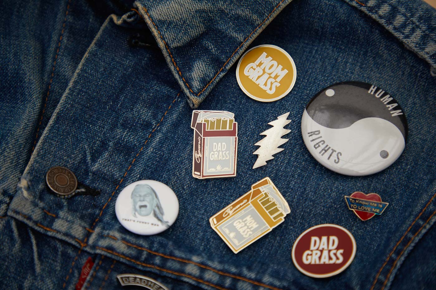 Dad Grass Circle Pin