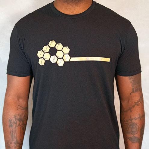 Soulful Bee Black T-Shirt Best Price