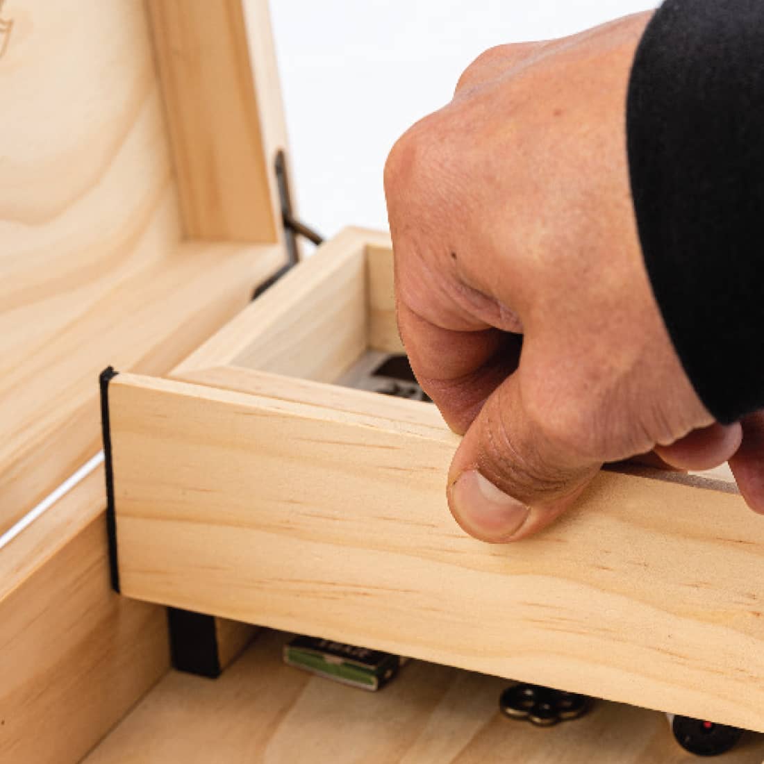 Humidor Walnut Combo Box (8×11)